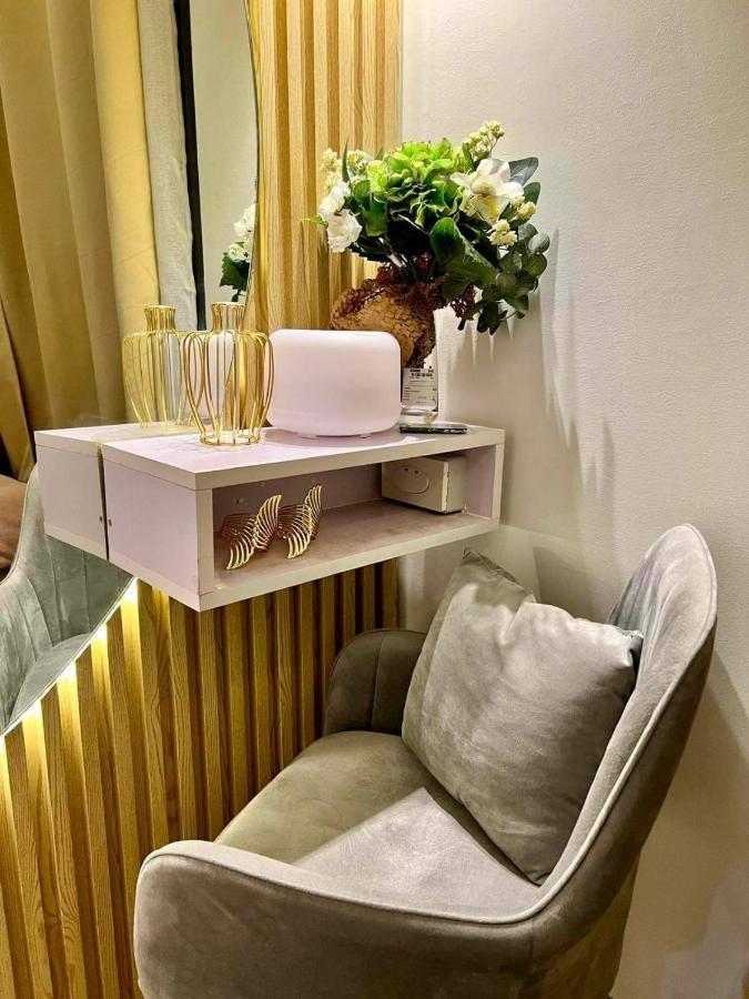 Deluxe Suites Razelles 2 At Shore 2 Residences Tower 1 Pasay Eksteriør billede