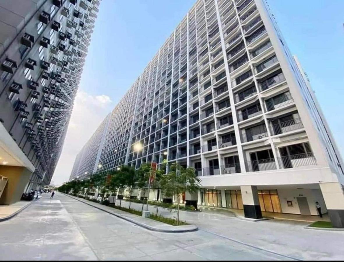 Deluxe Suites Razelles 2 At Shore 2 Residences Tower 1 Pasay Eksteriør billede