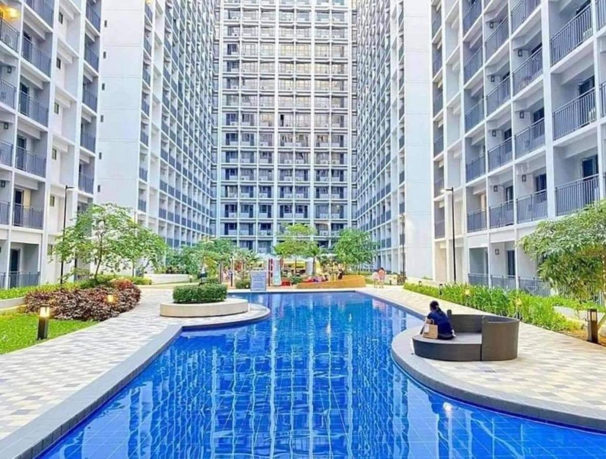Deluxe Suites Razelles 2 At Shore 2 Residences Tower 1 Pasay Eksteriør billede