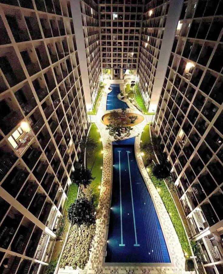 Deluxe Suites Razelles 2 At Shore 2 Residences Tower 1 Pasay Eksteriør billede