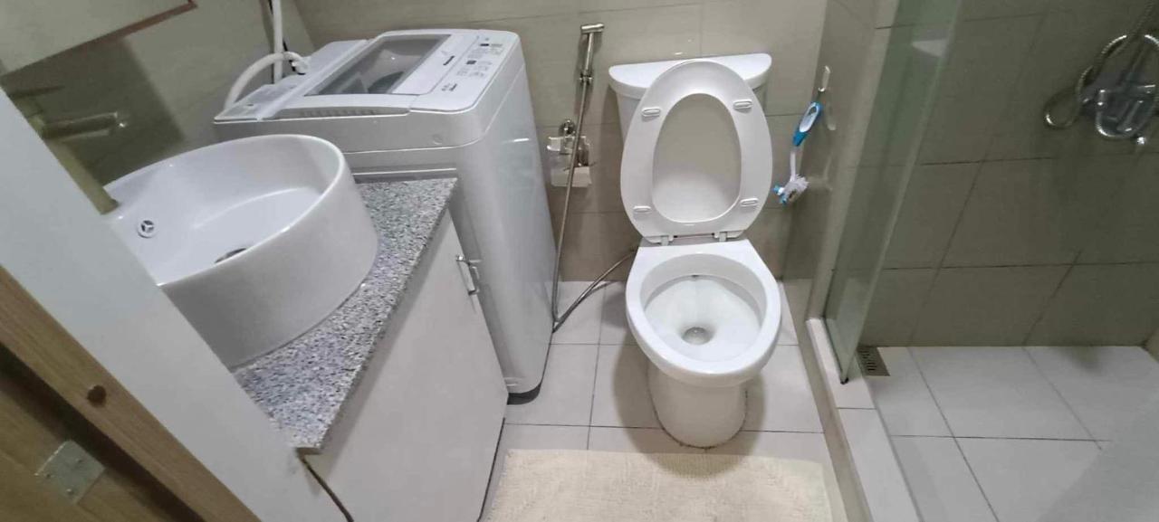 Deluxe Suites Razelles 2 At Shore 2 Residences Tower 1 Pasay Eksteriør billede