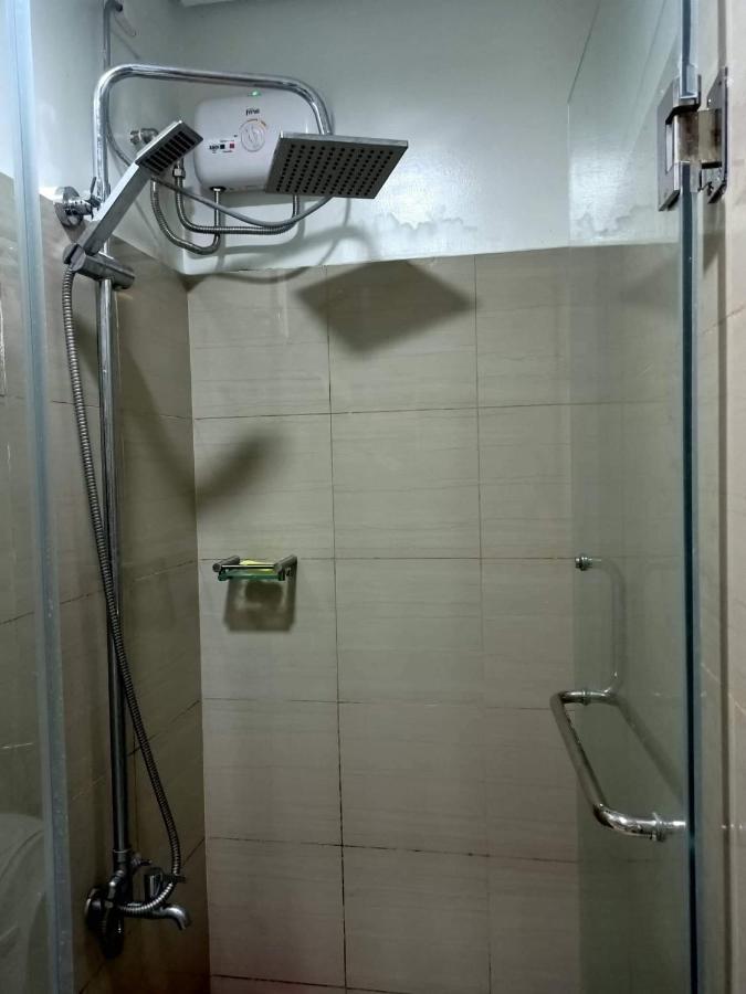 Deluxe Suites Razelles 2 At Shore 2 Residences Tower 1 Pasay Eksteriør billede