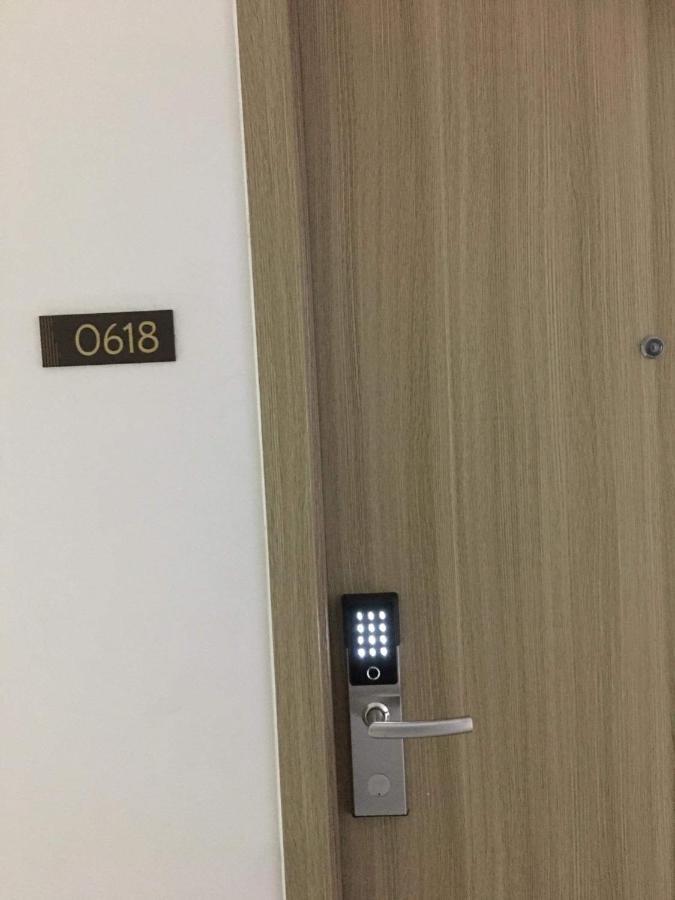 Deluxe Suites Razelles 2 At Shore 2 Residences Tower 1 Pasay Eksteriør billede