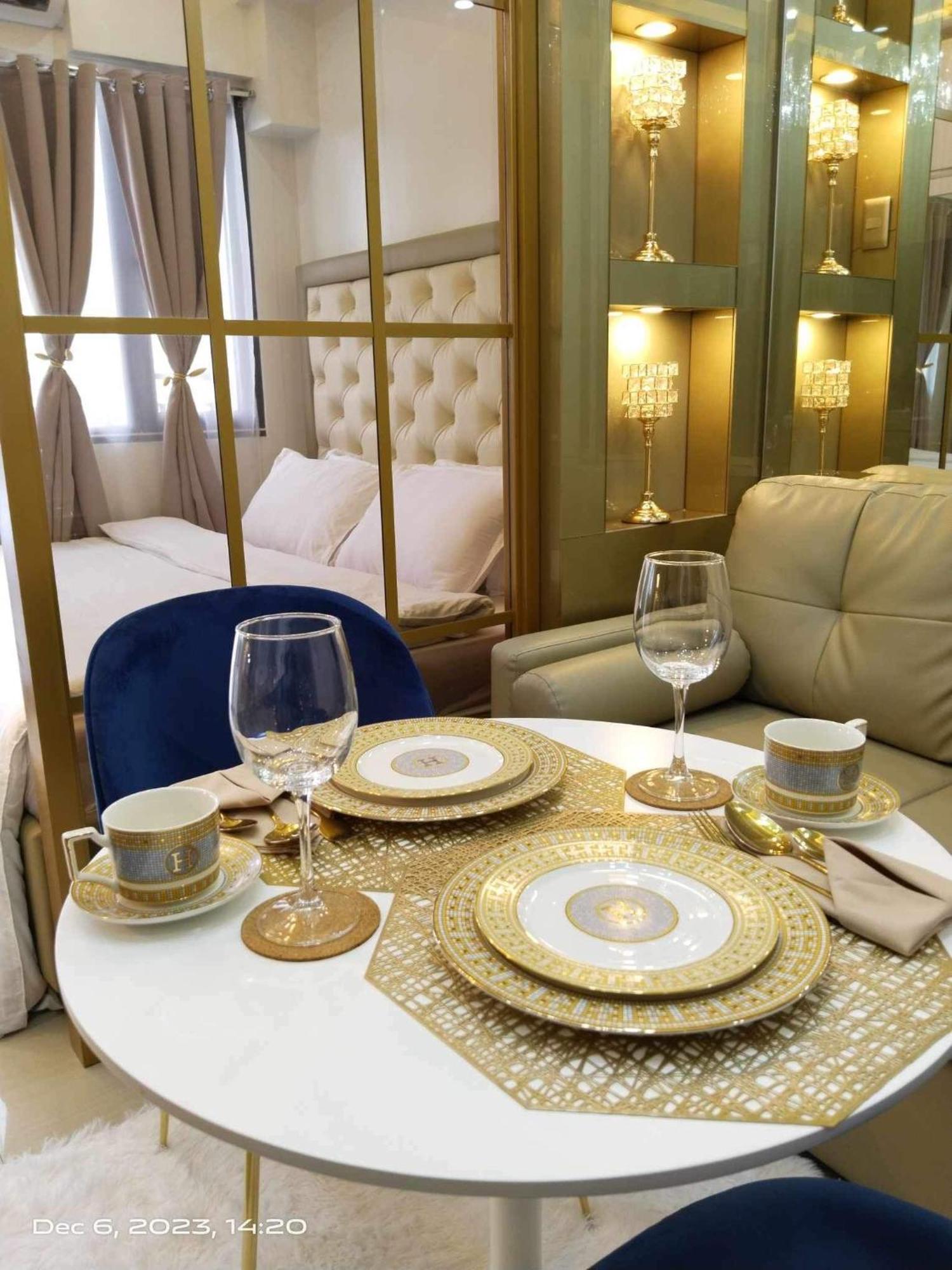 Deluxe Suites Razelles 2 At Shore 2 Residences Tower 1 Pasay Eksteriør billede